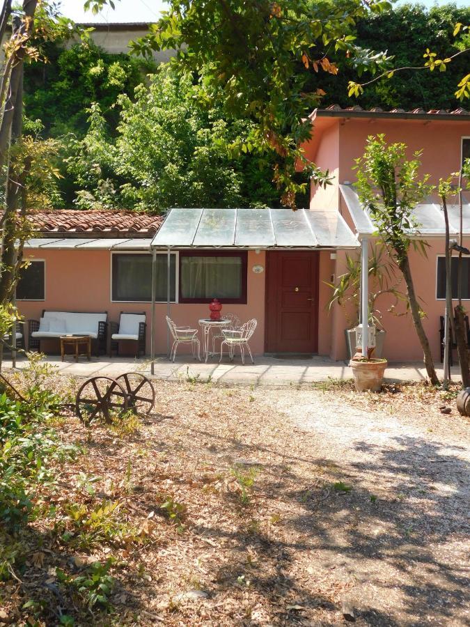Appartamento Con Piscina Immersa Nel Verde Cascina Exterior photo