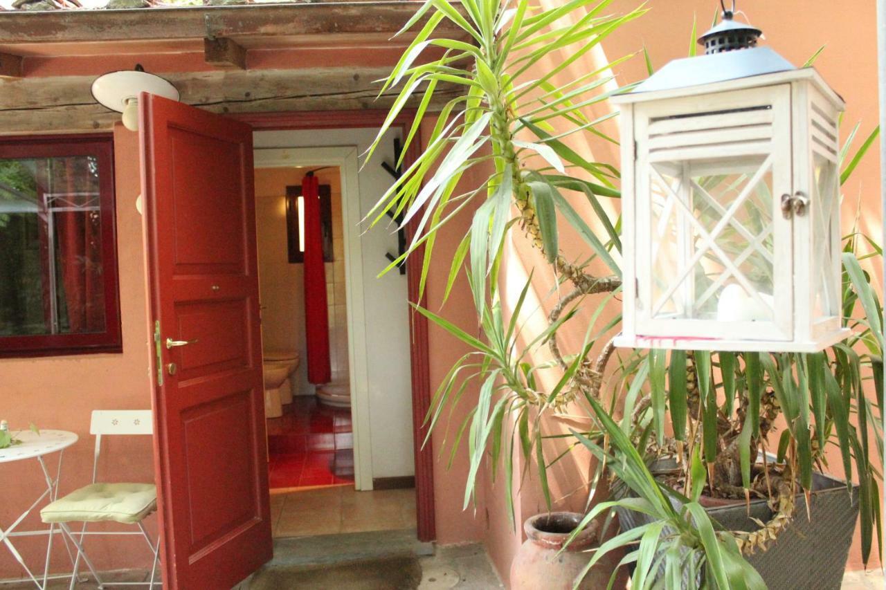 Appartamento Con Piscina Immersa Nel Verde Cascina Exterior photo